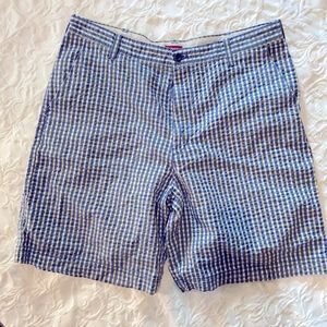 Men’s Izod Seersucker shorts